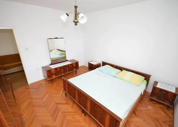 Apartament Andja *